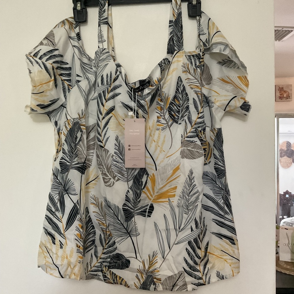 Lightweight White Cold-Shoulder Tropical Print Top